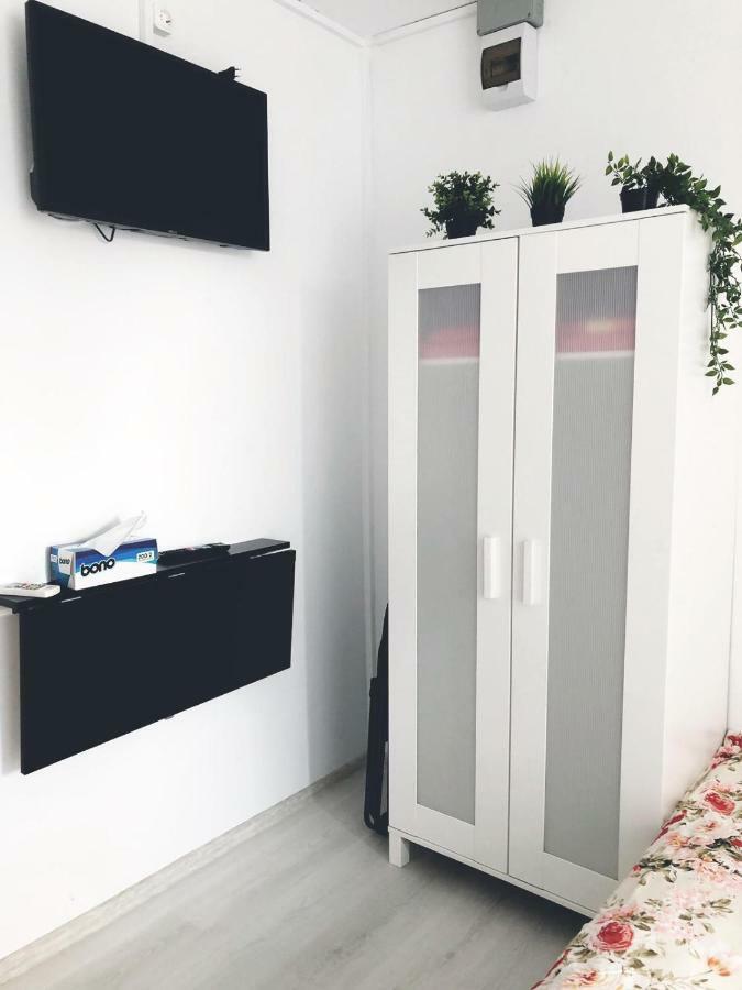 Studio Central Târgu Jiu Εξωτερικό φωτογραφία