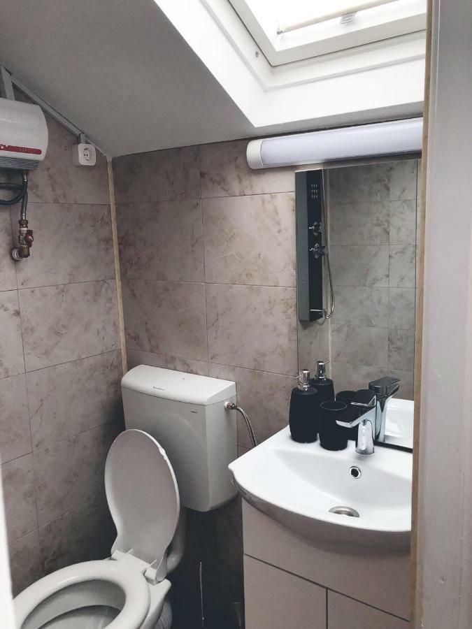 Studio Central Târgu Jiu Εξωτερικό φωτογραφία